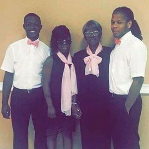 Meet your Posher, Victoria